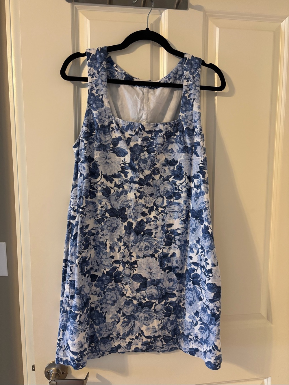 Blue Floral Shift Sleeveless Dress with pockets